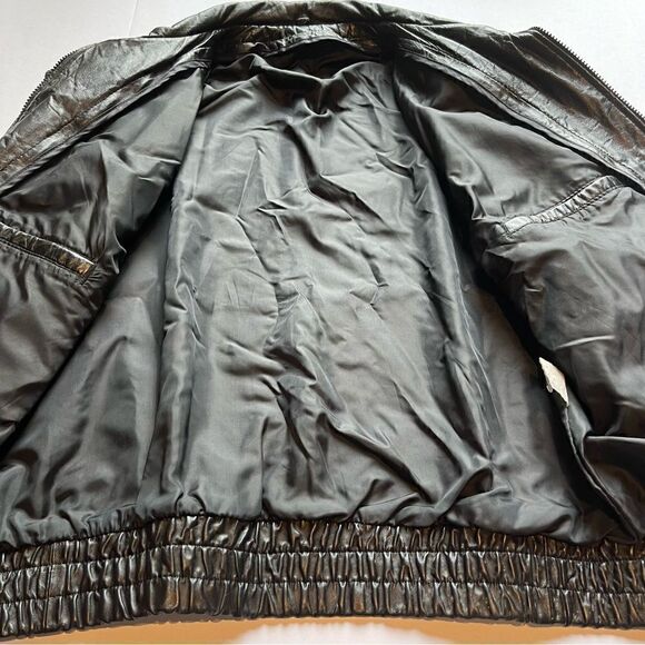 Men's Black Leather Jacket Waist Length Size 44 Bomber - Picture 6 of 12